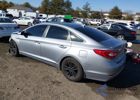2015 Hyundai Sonata Se из США, поврежденный, VIN 5NPE24AF9FH145950